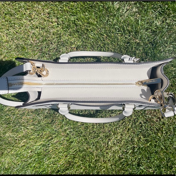 Michael Kors Satchel Leather Handbag - Picture 9 of 10